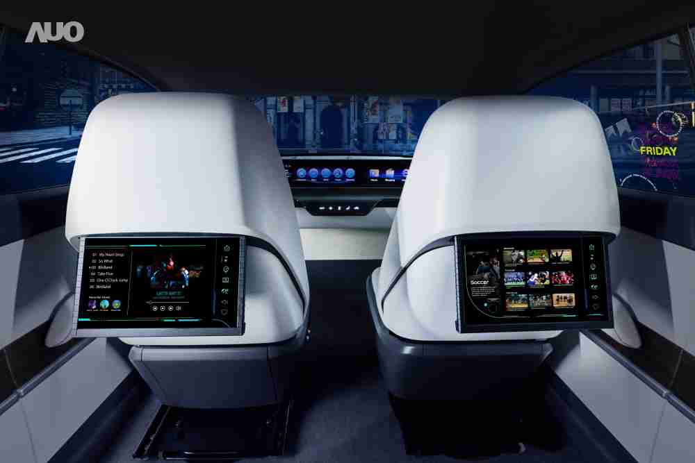 EBpay新一代Smart Cockpit 2024，，以Micro LED先进显示技术优势，，，创建〝可卷式后座娱乐显示器〞，，，，仅在互动时才显示出所需画面及信息，，，，扩充更丰富的娱乐和交互信息服务，，，，获国际奖项荣耀