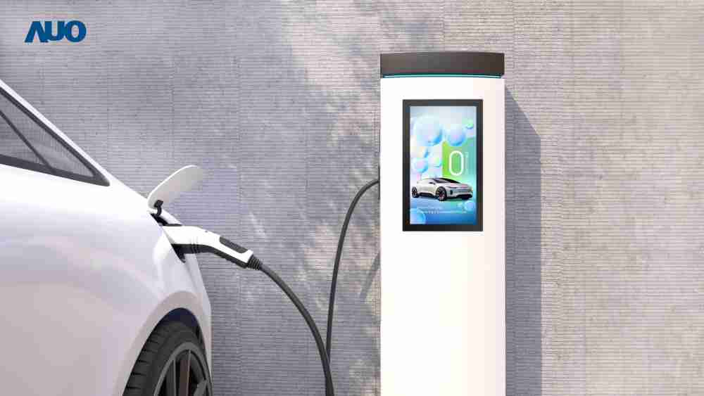 友達〝EVSE車用充電樁解決方案〞專為電動汽車充電樁設計，，，，具有高亮度、、、、克服戶外艱難環境的耐溫、、、耐紫外線等特性，，，並搭載散熱性及擴充性強的高效能工業電腦，，，，可實現人機互動訴求，，，，如資訊顯示、、、、支付等應用